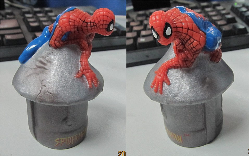 蜘蛛人搪膠噴水玩具
